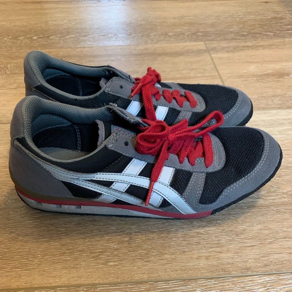 Onitsuka Tiger Ultimate 81 unisex